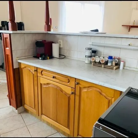 Fenyves Sor Apartman شقة